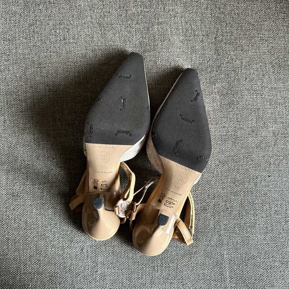Vintage Chanel canvas travel line heels - Picture 6 of 6